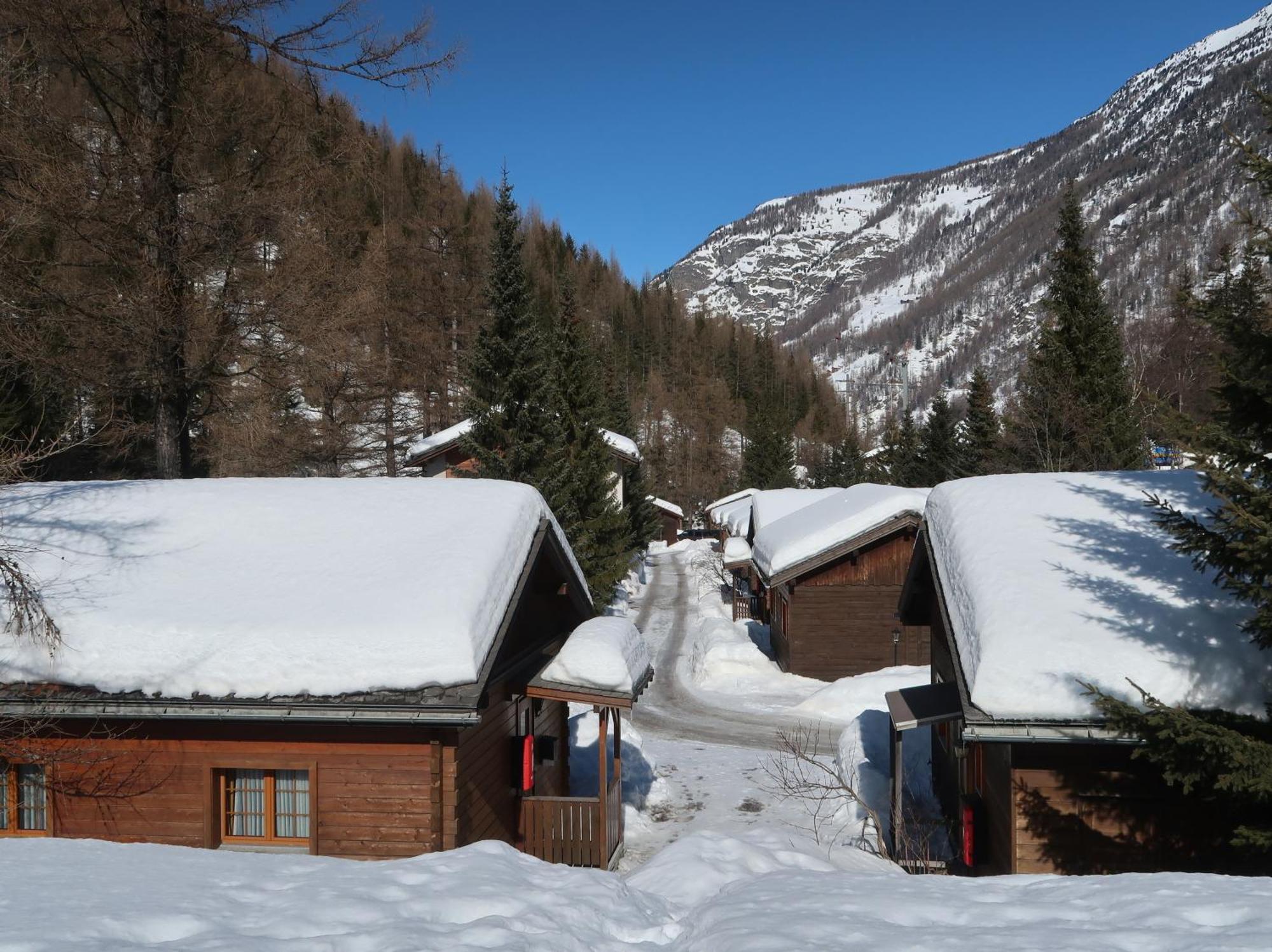 Residenz Edelweiss Saas320 Villa Bagian luar foto